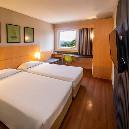 Hus Hotel ドウラドス エクステリア 写真