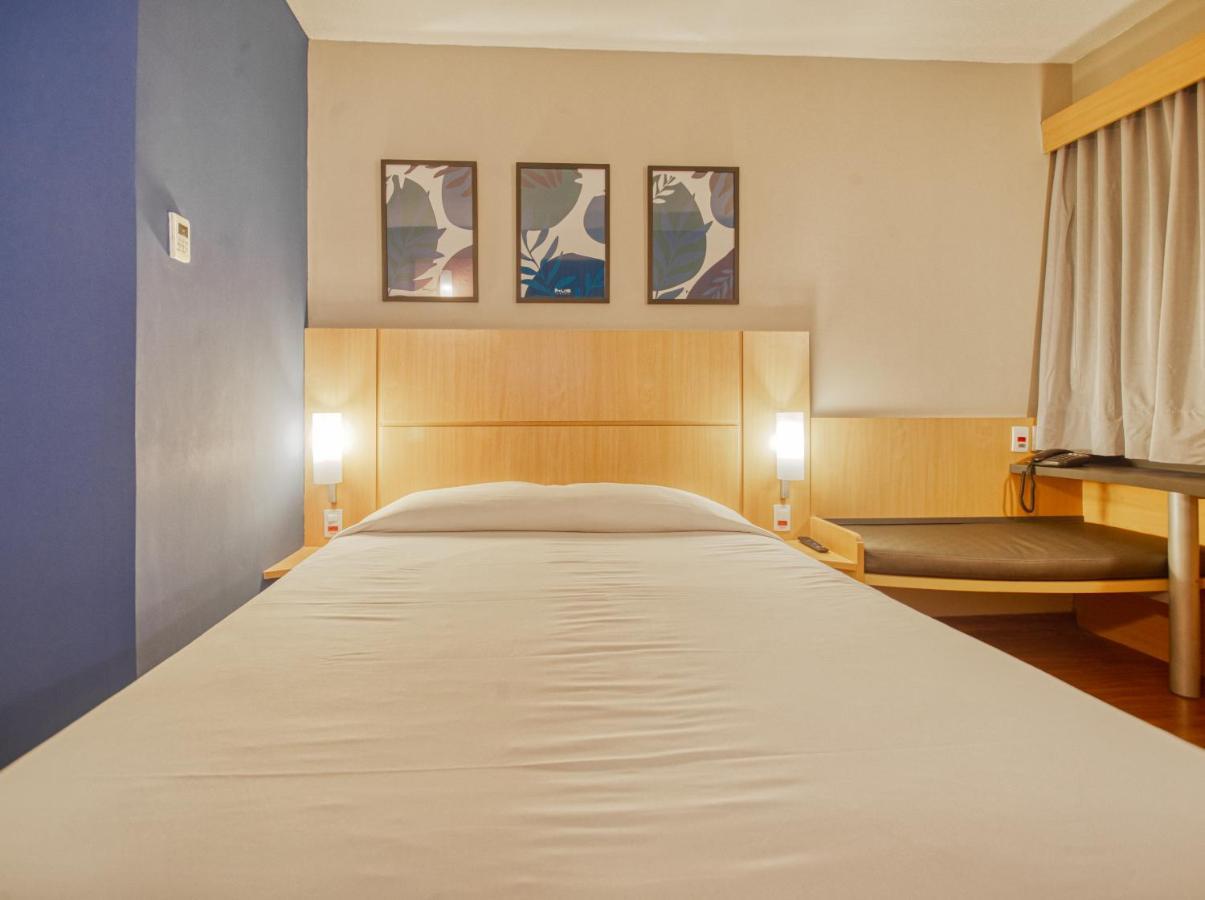 Hus Hotel ドウラドス エクステリア 写真