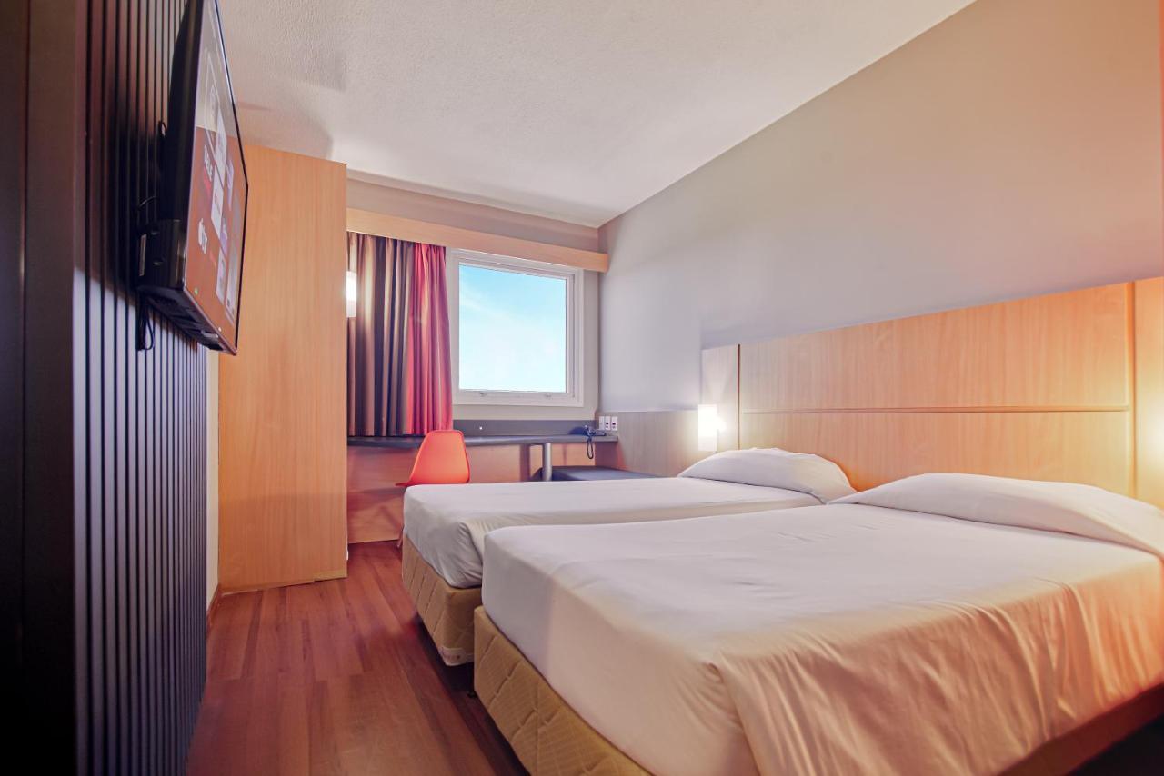 Hus Hotel ドウラドス エクステリア 写真