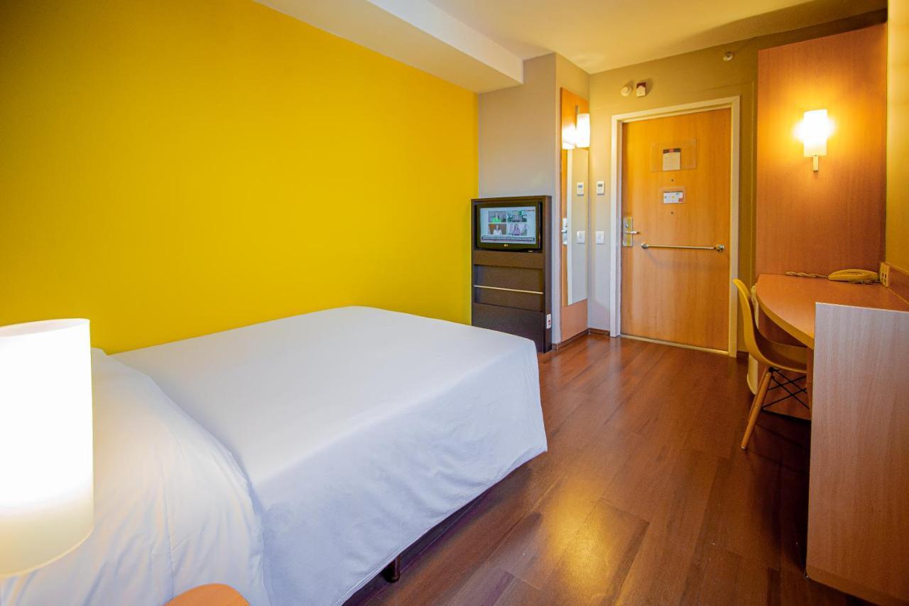 Hus Hotel ドウラドス エクステリア 写真