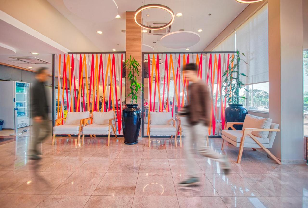 Hus Hotel ドウラドス エクステリア 写真