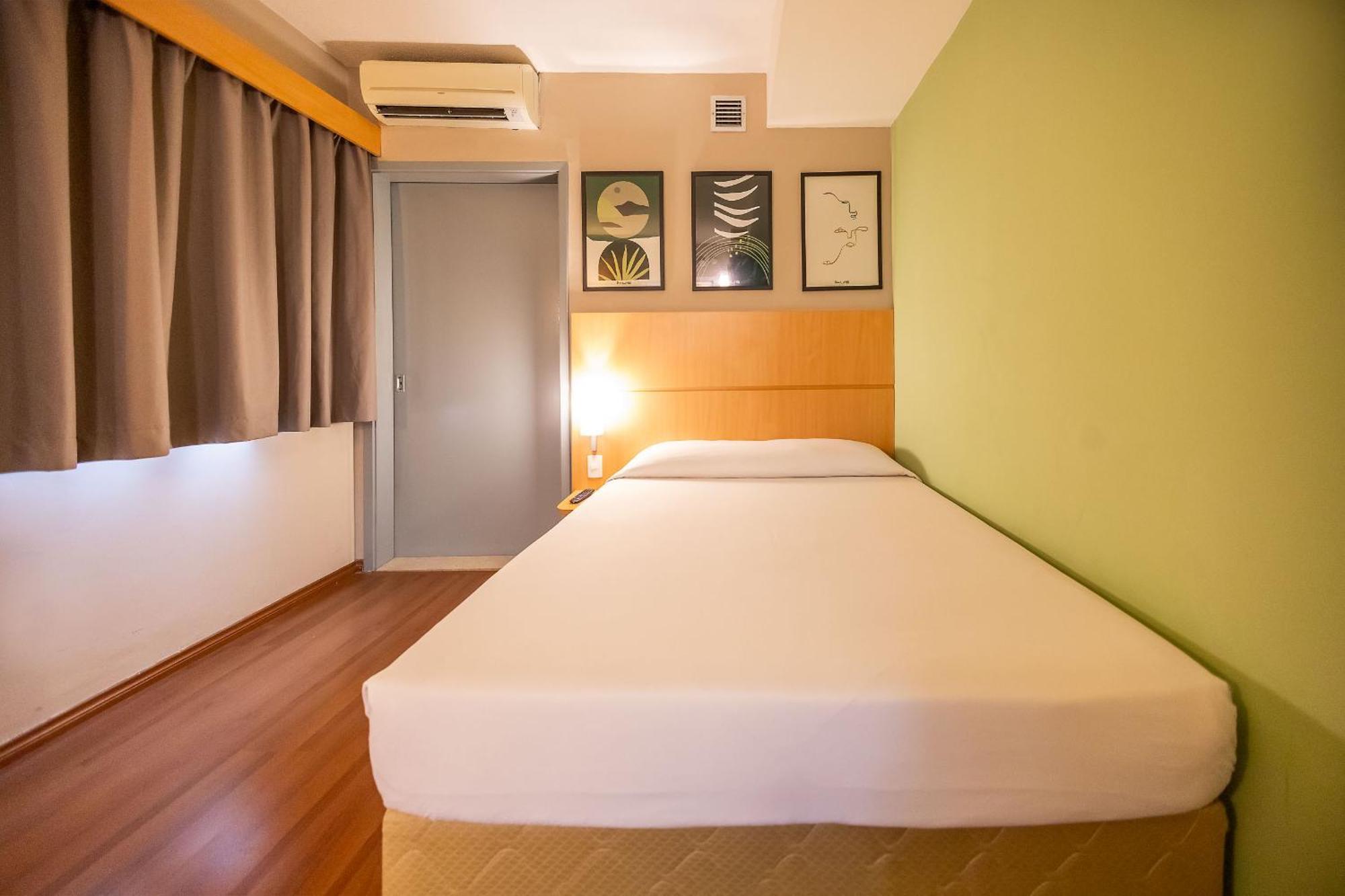 Hus Hotel ドウラドス エクステリア 写真